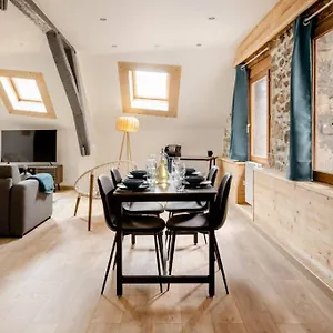 appartement-de-charme-atypique-de-standing.hotels-rhonealpes.com/